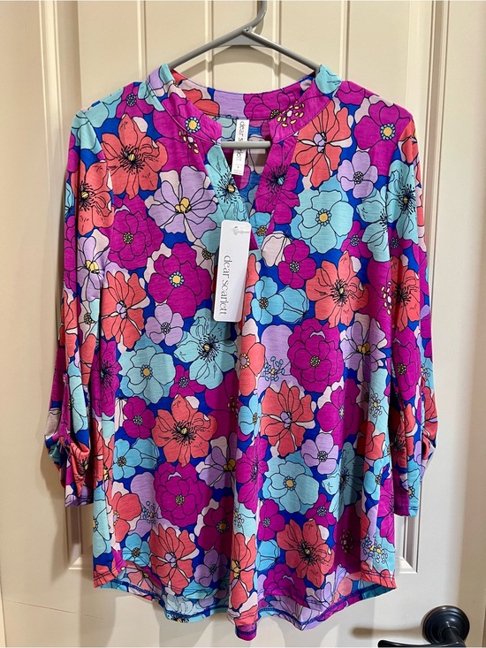 Dear Scarlett Tops - Dear Scarlett Lizzy NWT Floral 3/4 Sleeve Tunic Top Small